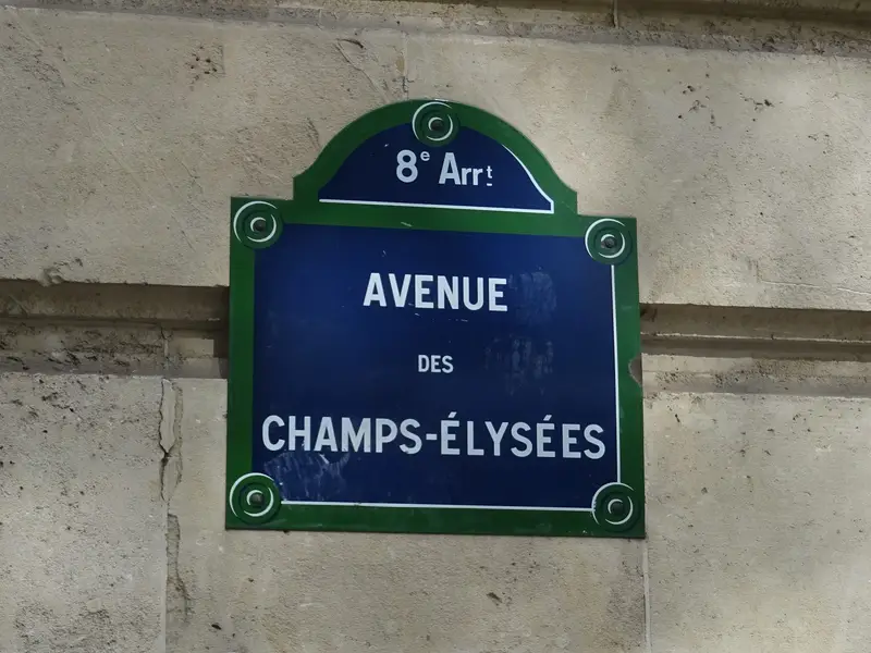 Champs-Élysées: Nejkrásnější ulice světa